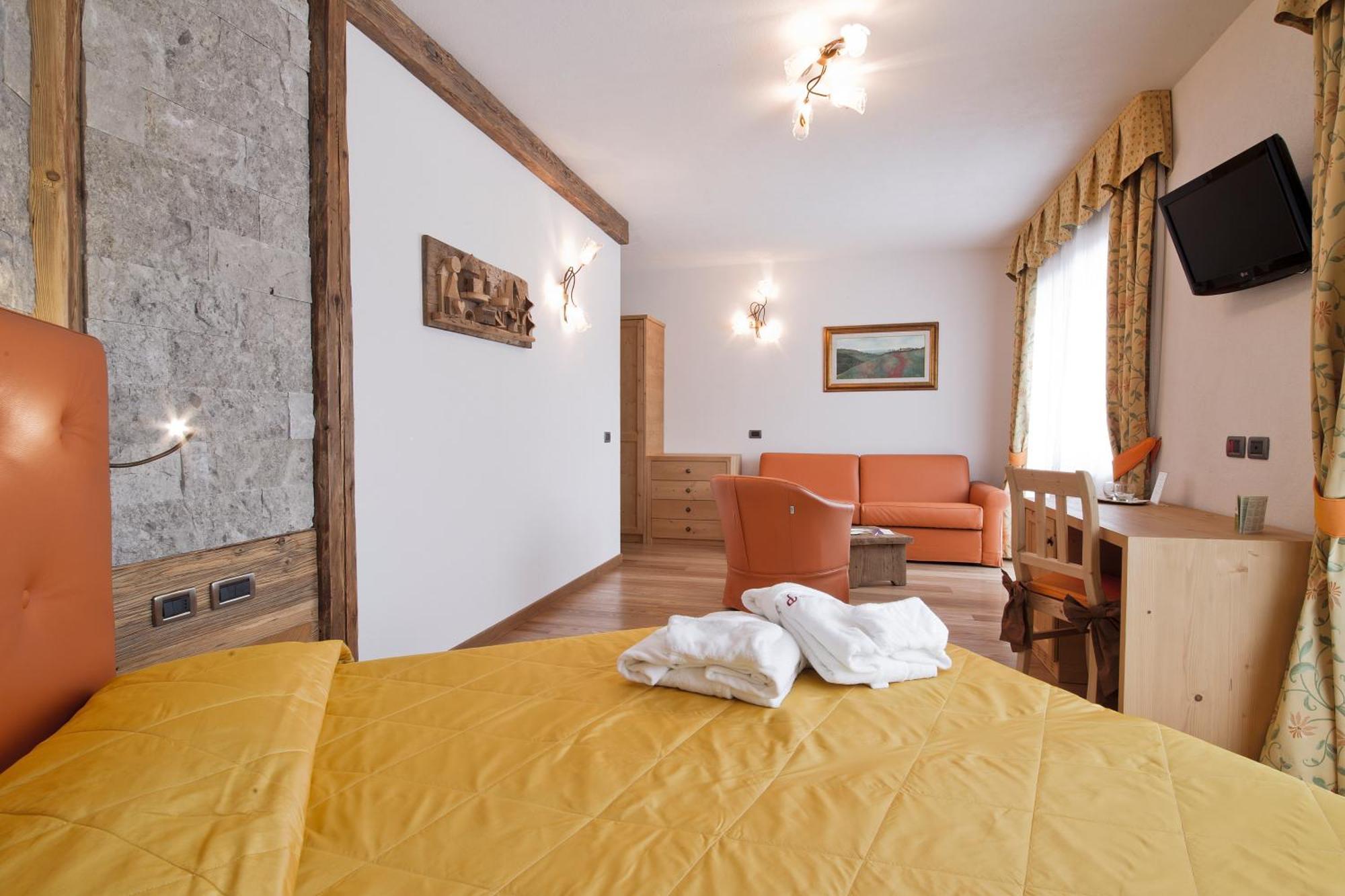 Alpenhotel Panorama Campitello di Fassa Kültér fotó