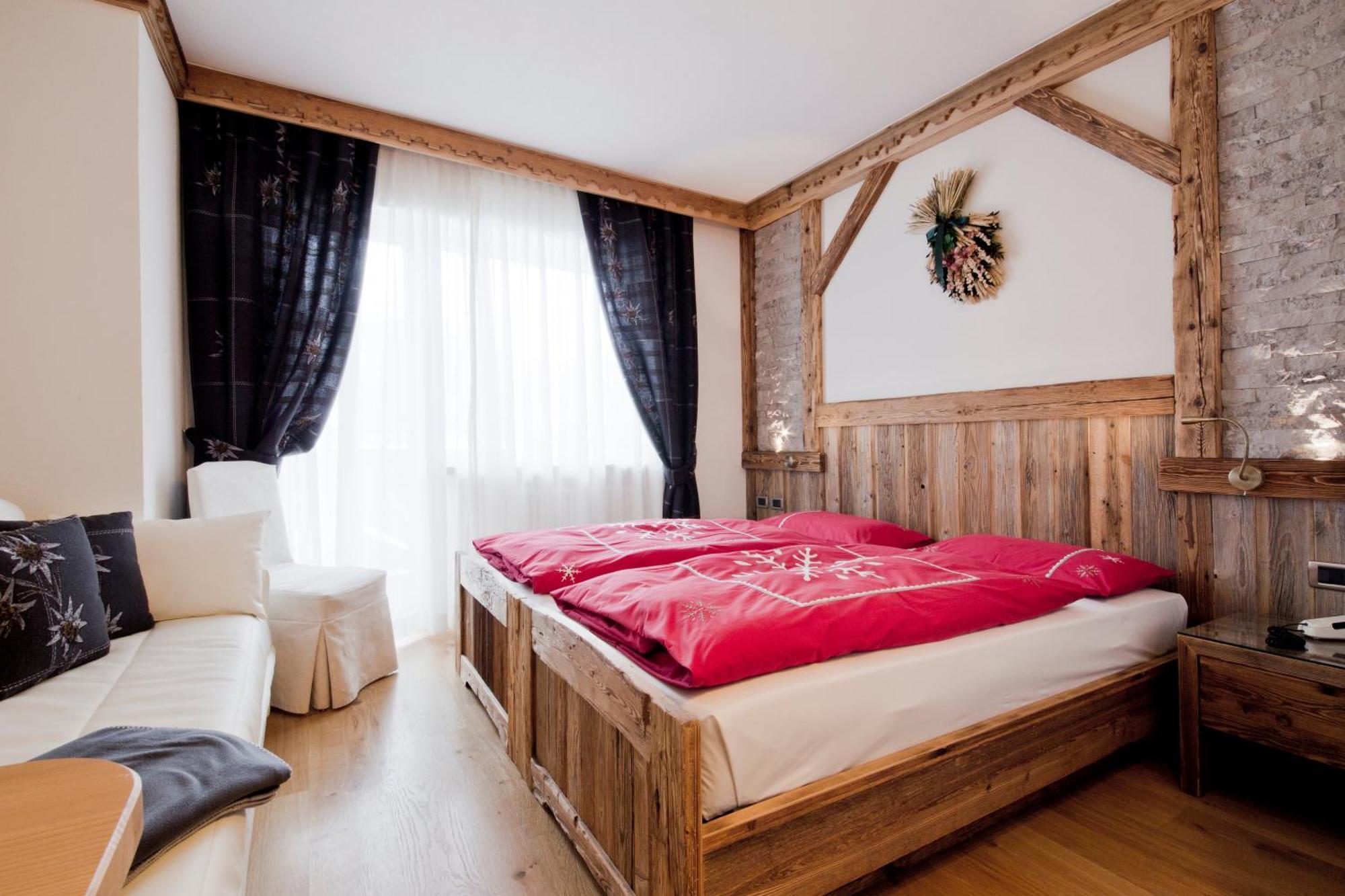 Alpenhotel Panorama Campitello di Fassa Kültér fotó